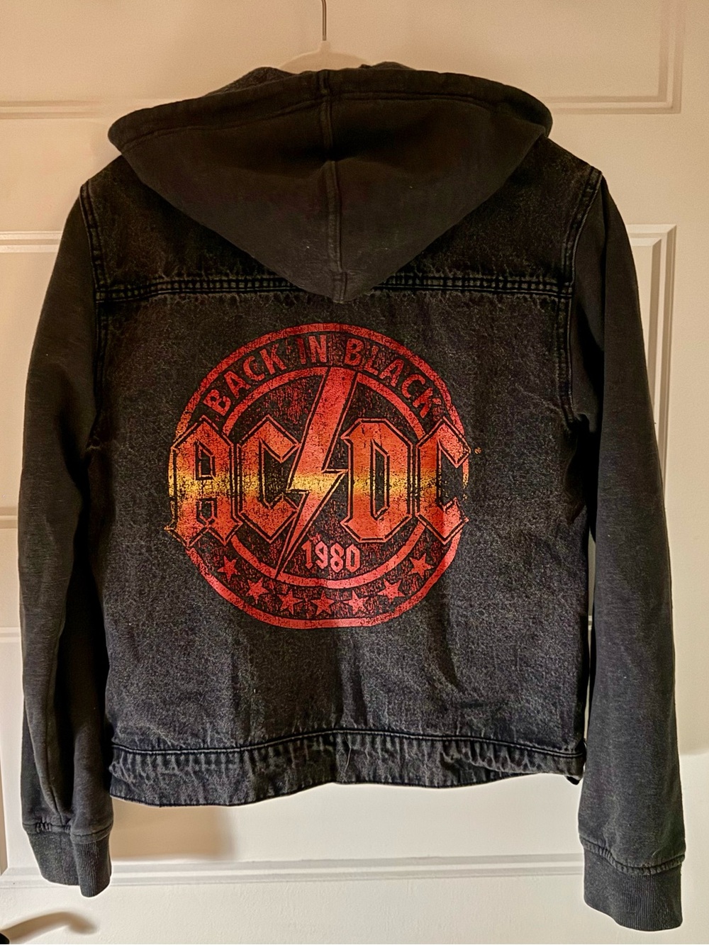 AC/DC Black Graphic Hoodie Jacket - 'Back in Black' - Women’s Medium/Men’s Small